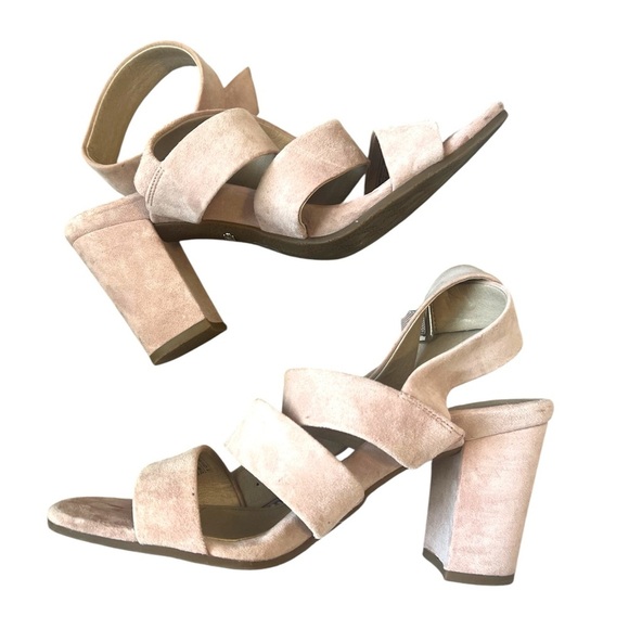 Vionic Blaire Suede Heel Sandal - Picture 7 of 9